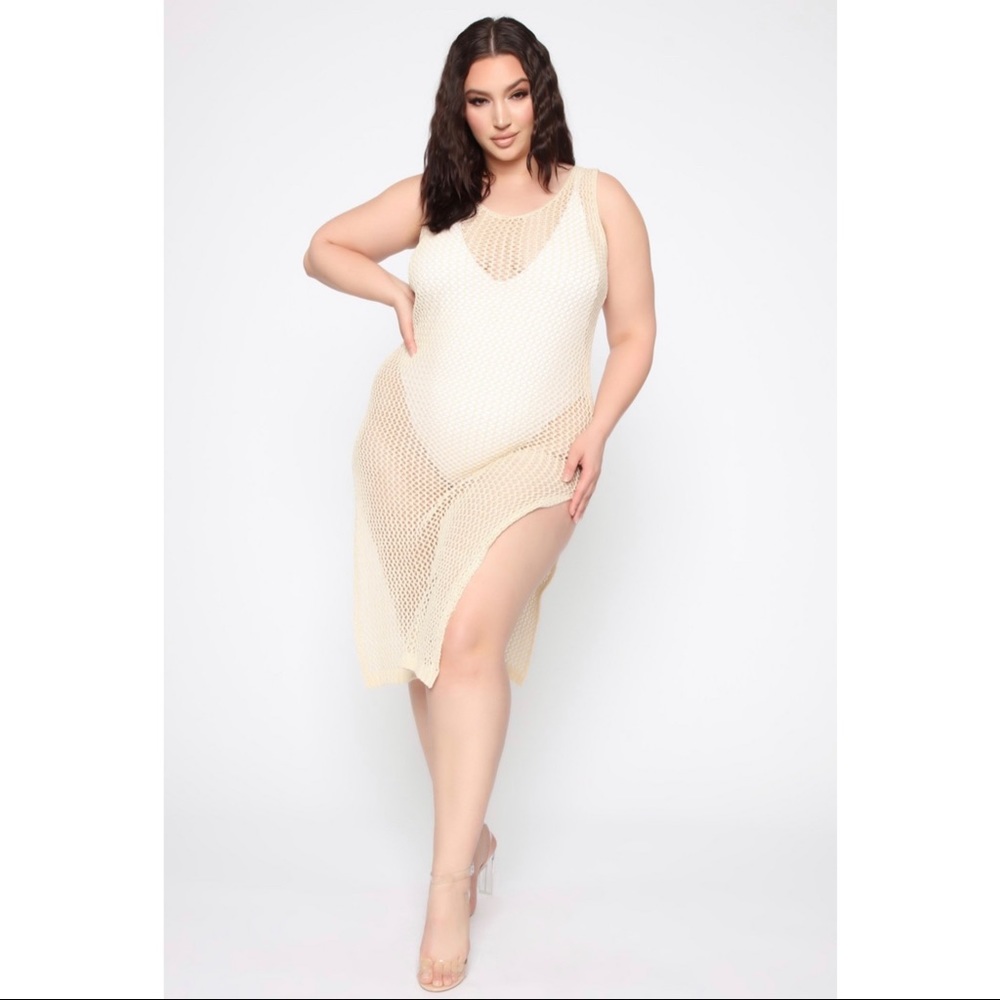 🔥SOLD | NEW Ivory Beach Goddess Crochet Coverup
